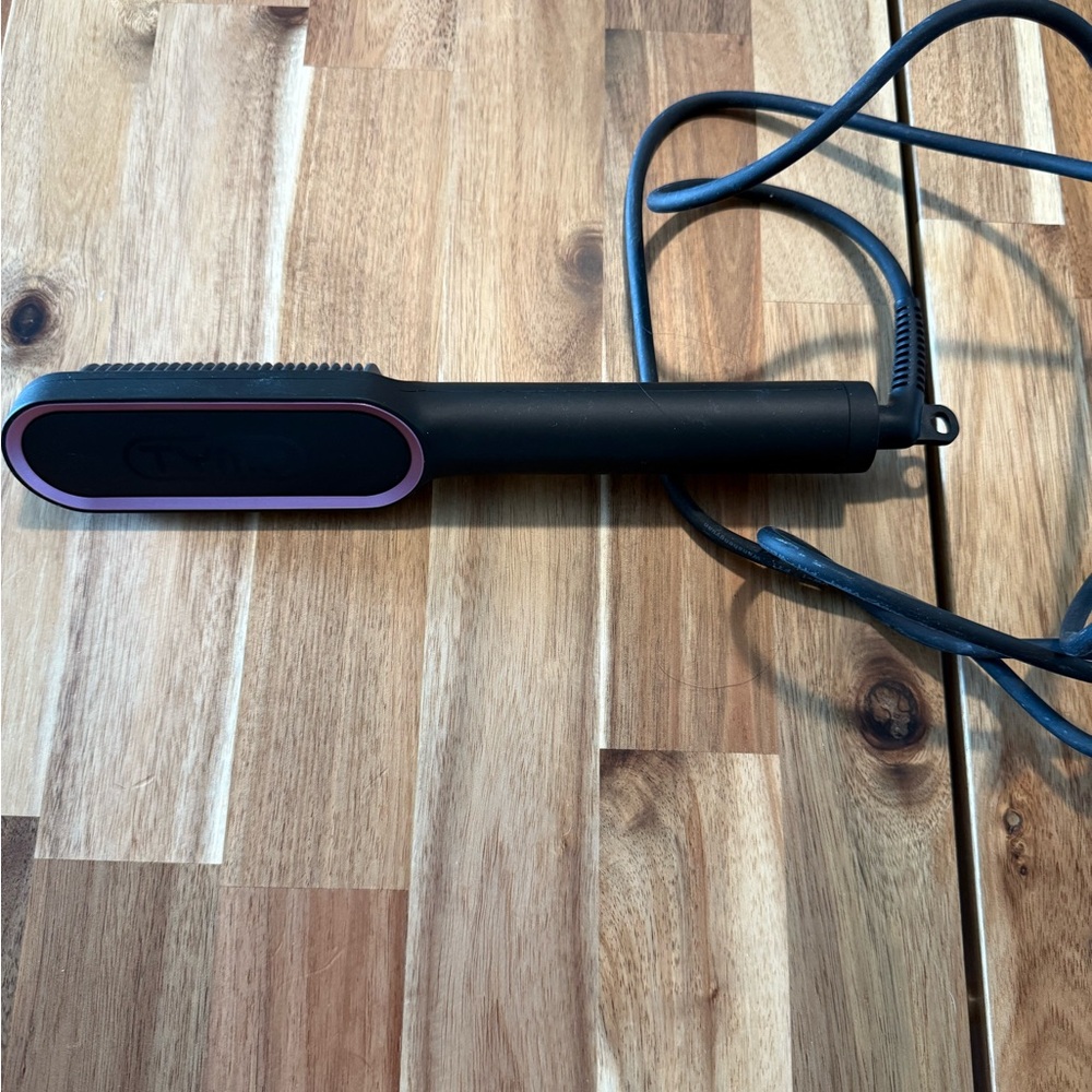 TYMO hair straightener